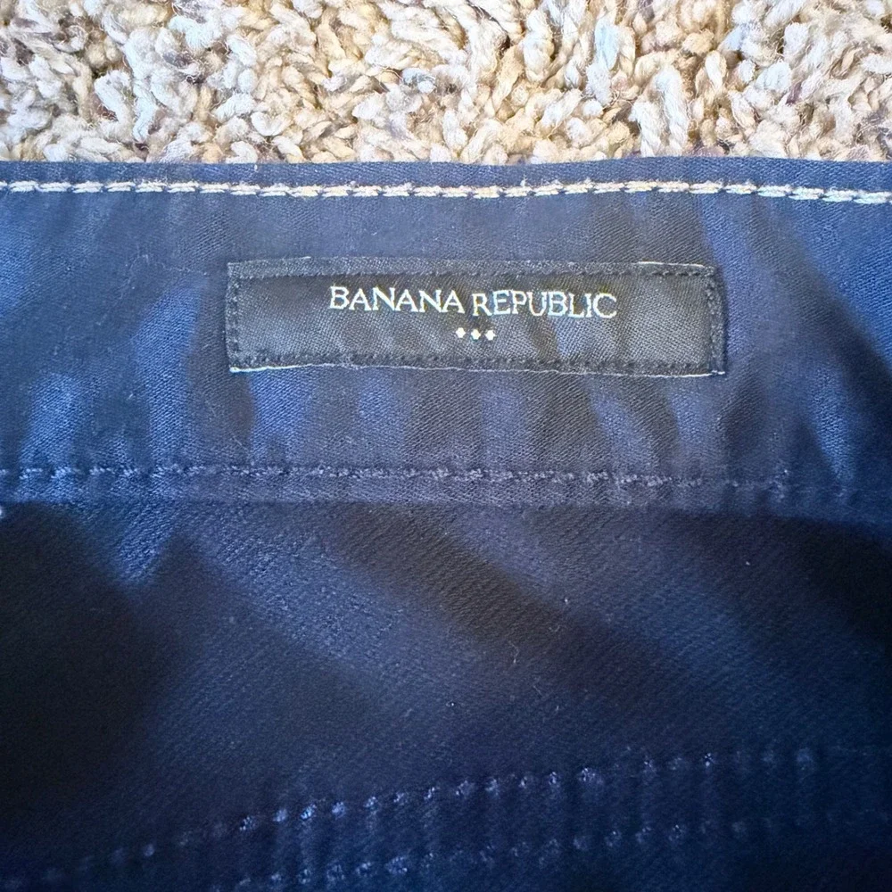 Banana Republic Travel Jean Athletic Fit True Navy 33x34 731215-03 Mens Pants